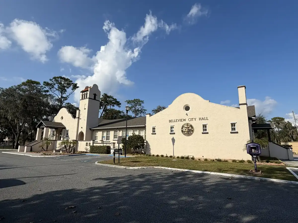 Belleview City Hall in Belleview, Florida